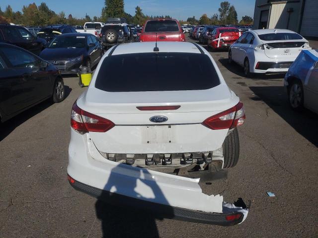 Ford Focus S Image 9