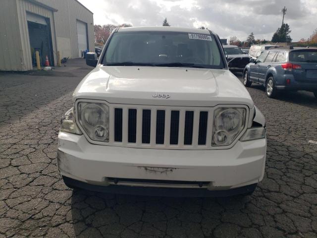 Jeep Liberty Sport Image 9