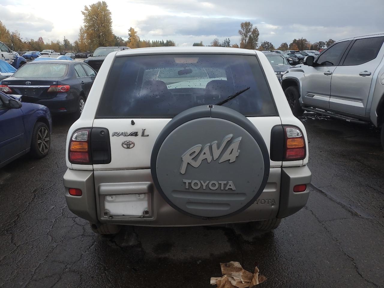 Toyota RAV4 Image 12