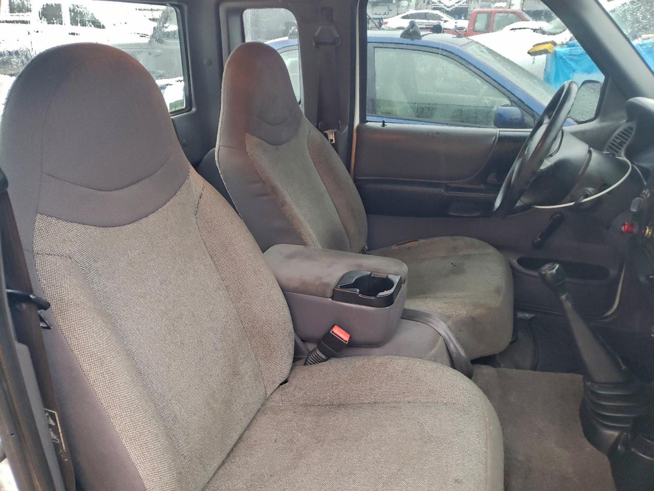 Ford Ranger Super Cab Image 4