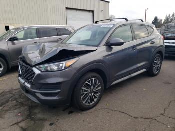  Salvage Hyundai TUCSON