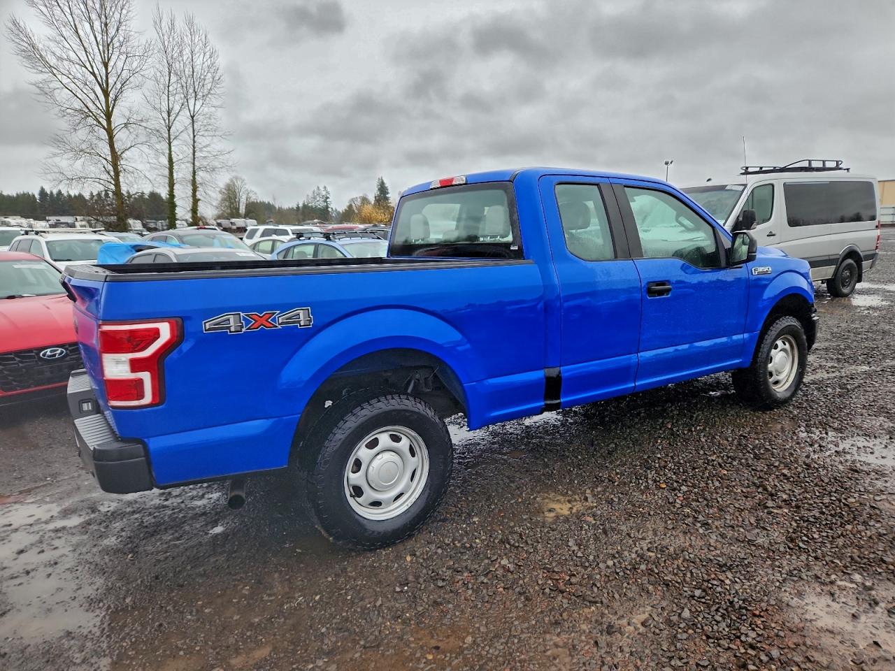 Ford F-150 Super Cab Image 6