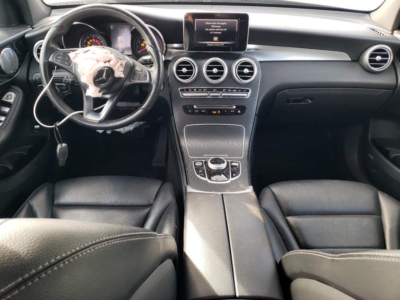 Mercedes-Benz GLC 300 4matic Image 8