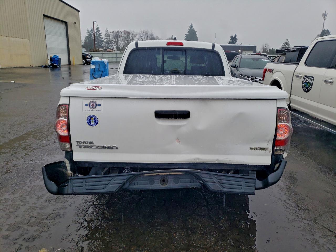 Toyota Tacoma Access Cab Image 10