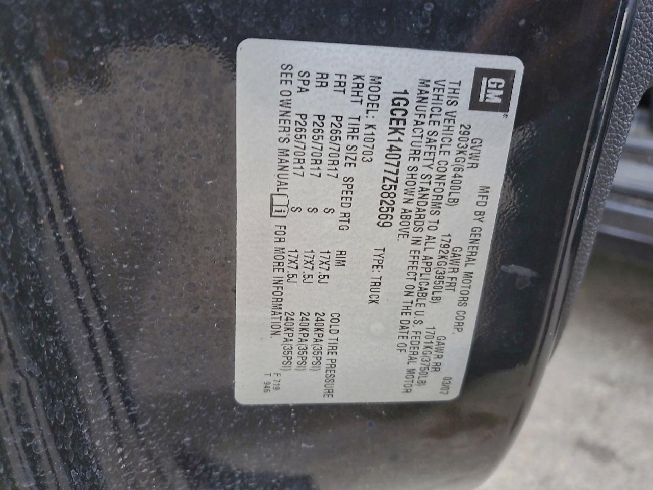 Chevrolet Silverado K1500 Image 9