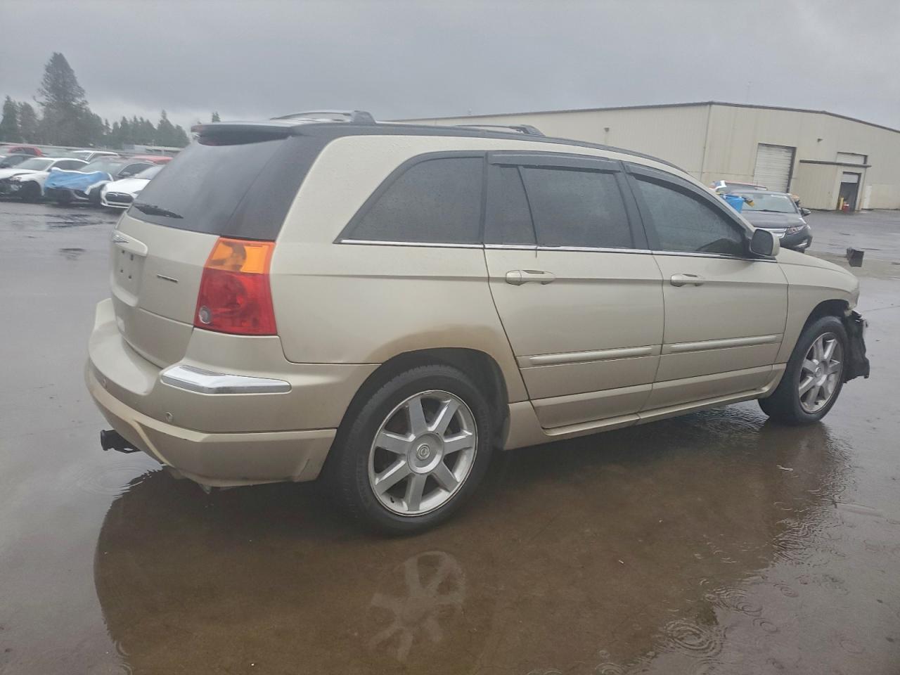 Chrysler Pacifica Limited Image 11