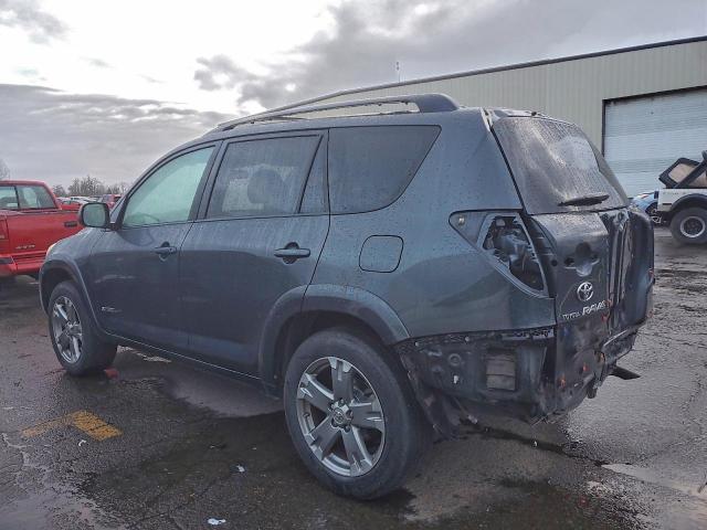 Toyota RAV4 Sport Image 3