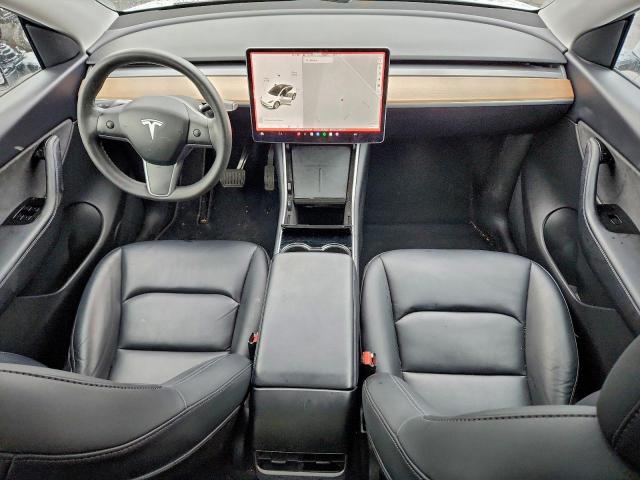 Tesla Model Y Image 10