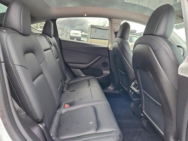 Tesla Model Y Image 7