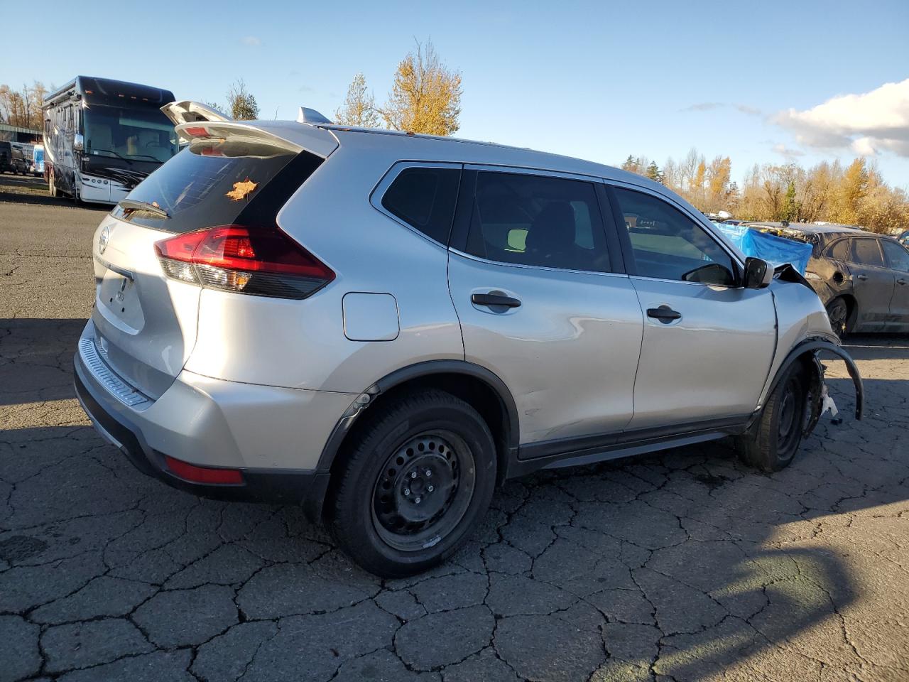 Nissan Rogue S Image 11