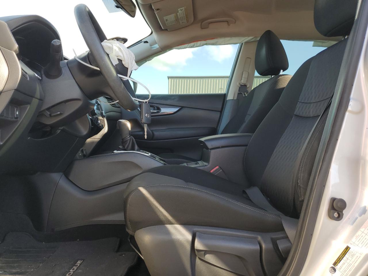 Nissan Rogue S Image 12