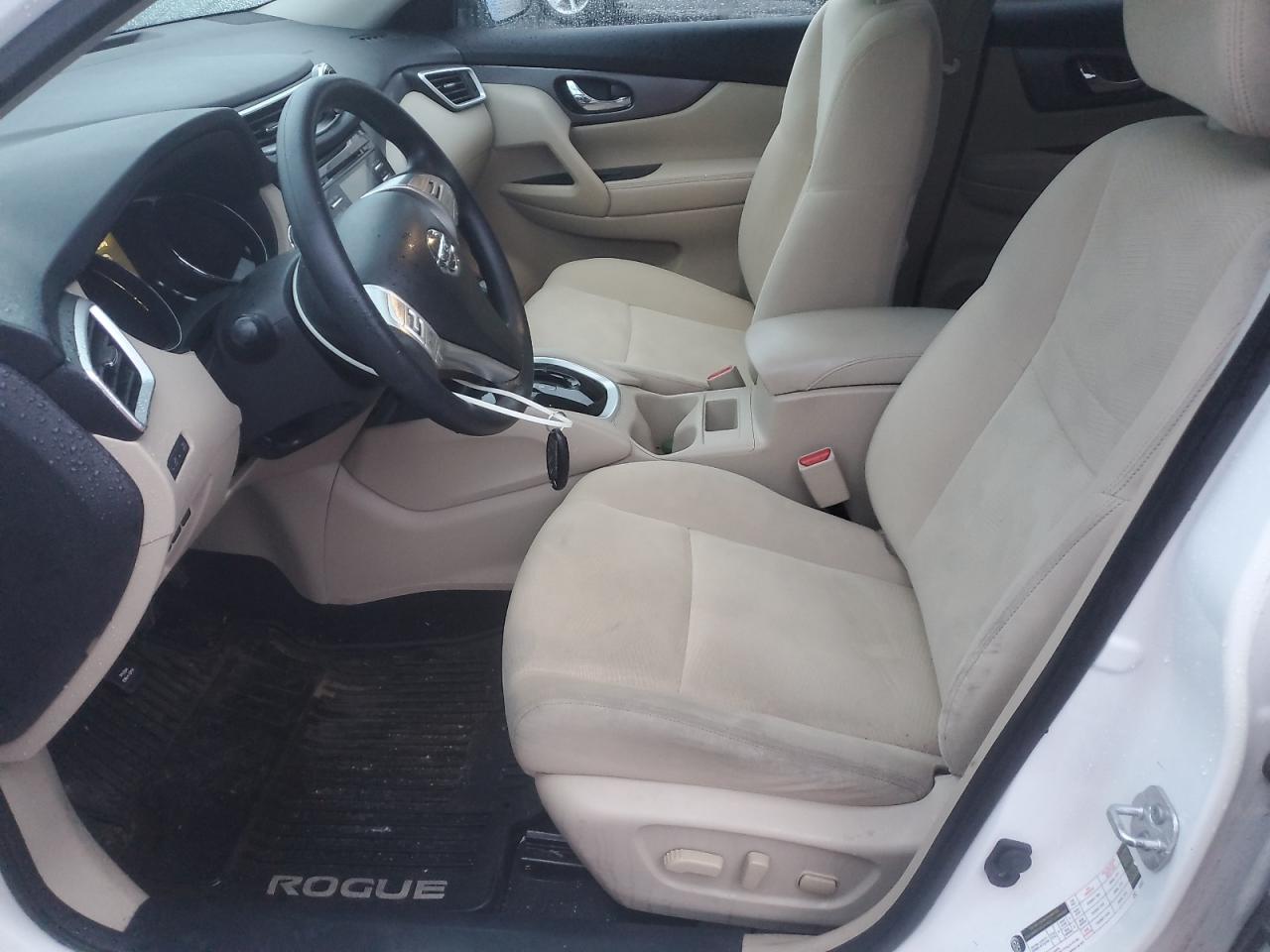 Nissan Rogue S Image 5