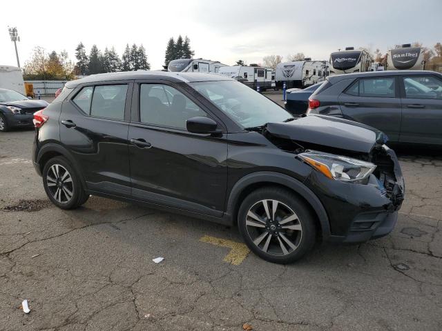 Nissan Kicks S Image 6