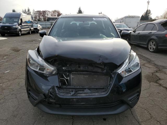 Nissan Kicks S Image 3