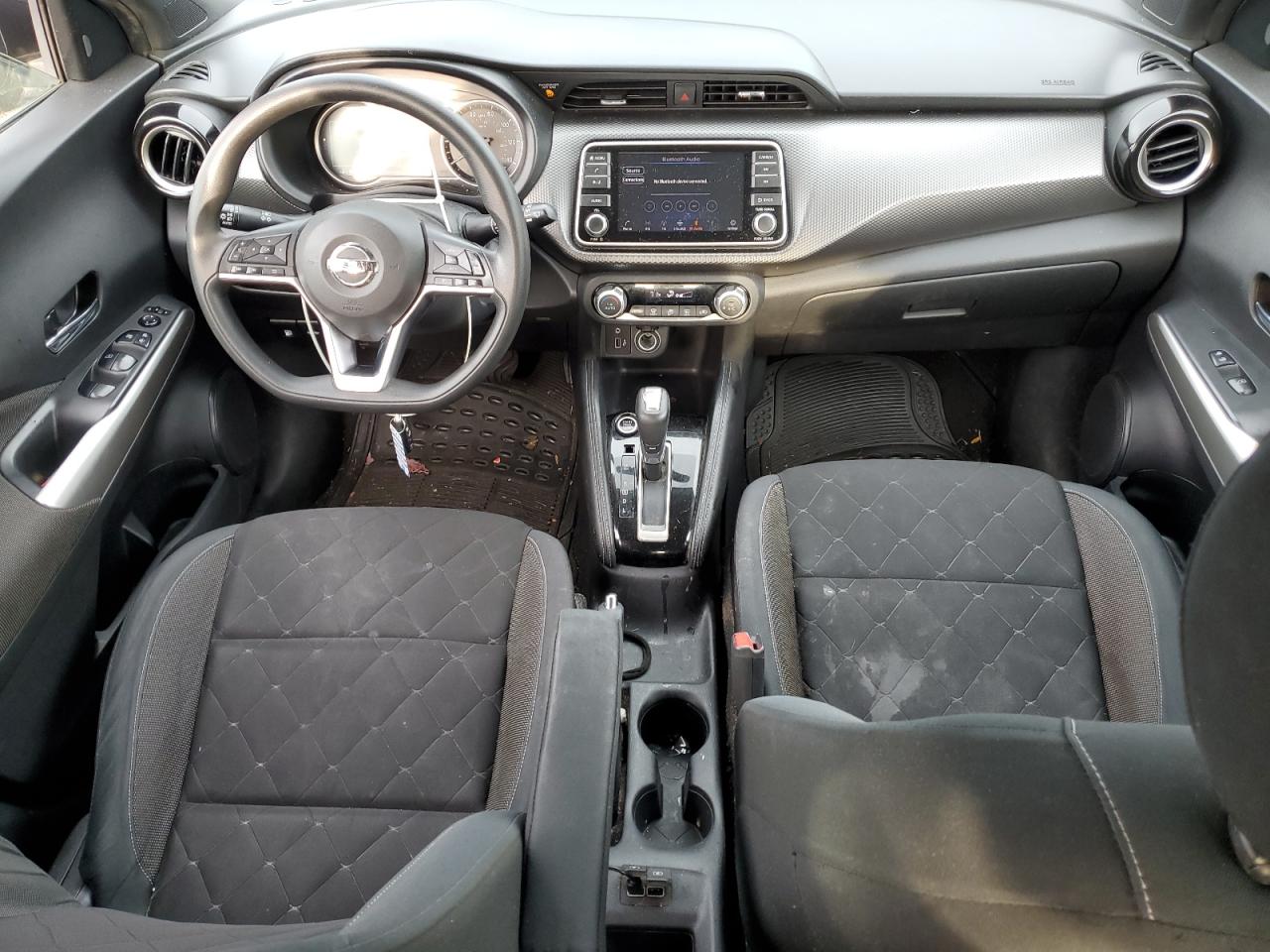 Nissan Kicks S Image 10