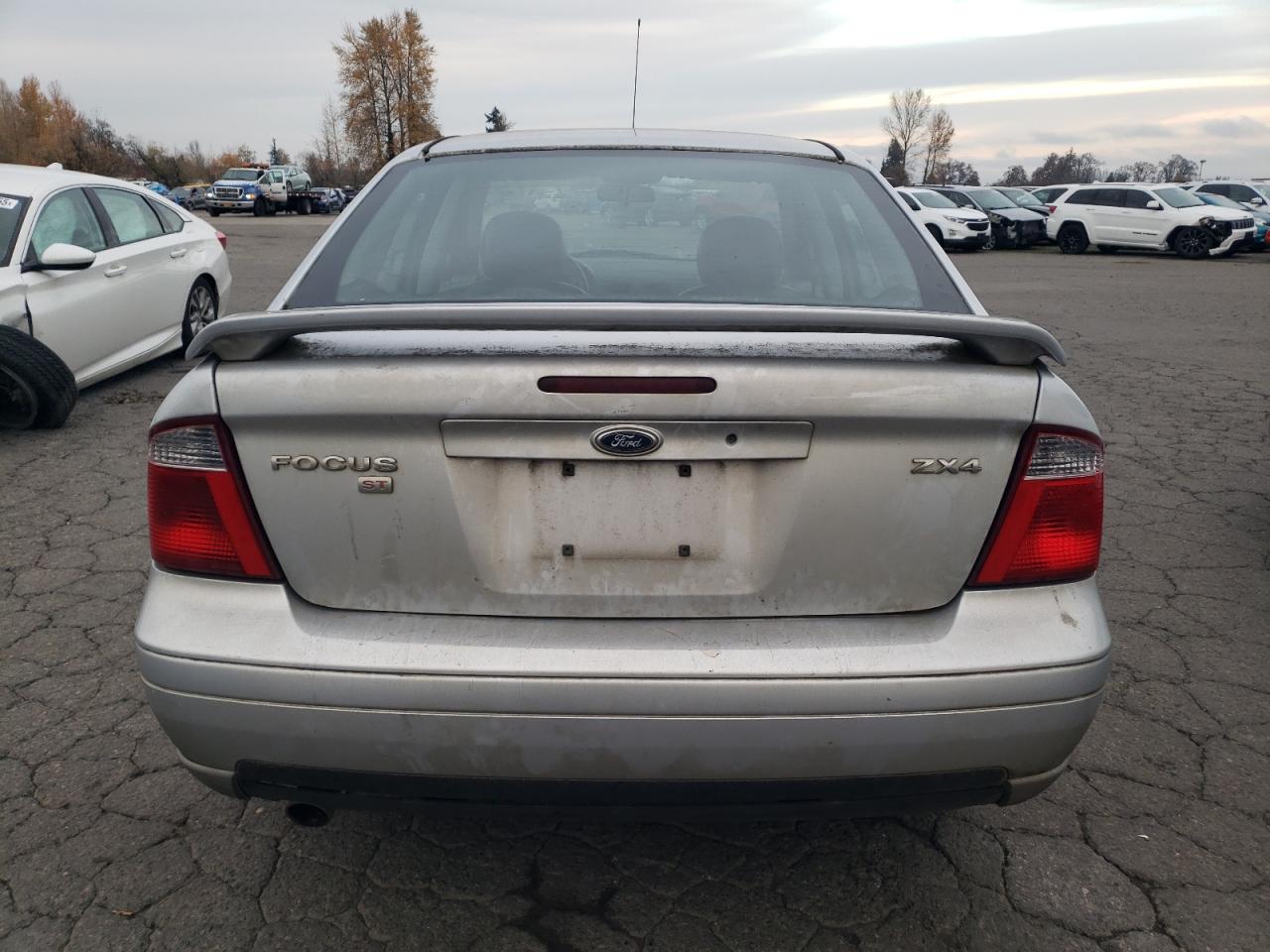 Ford Focus Zx4 St Image 5