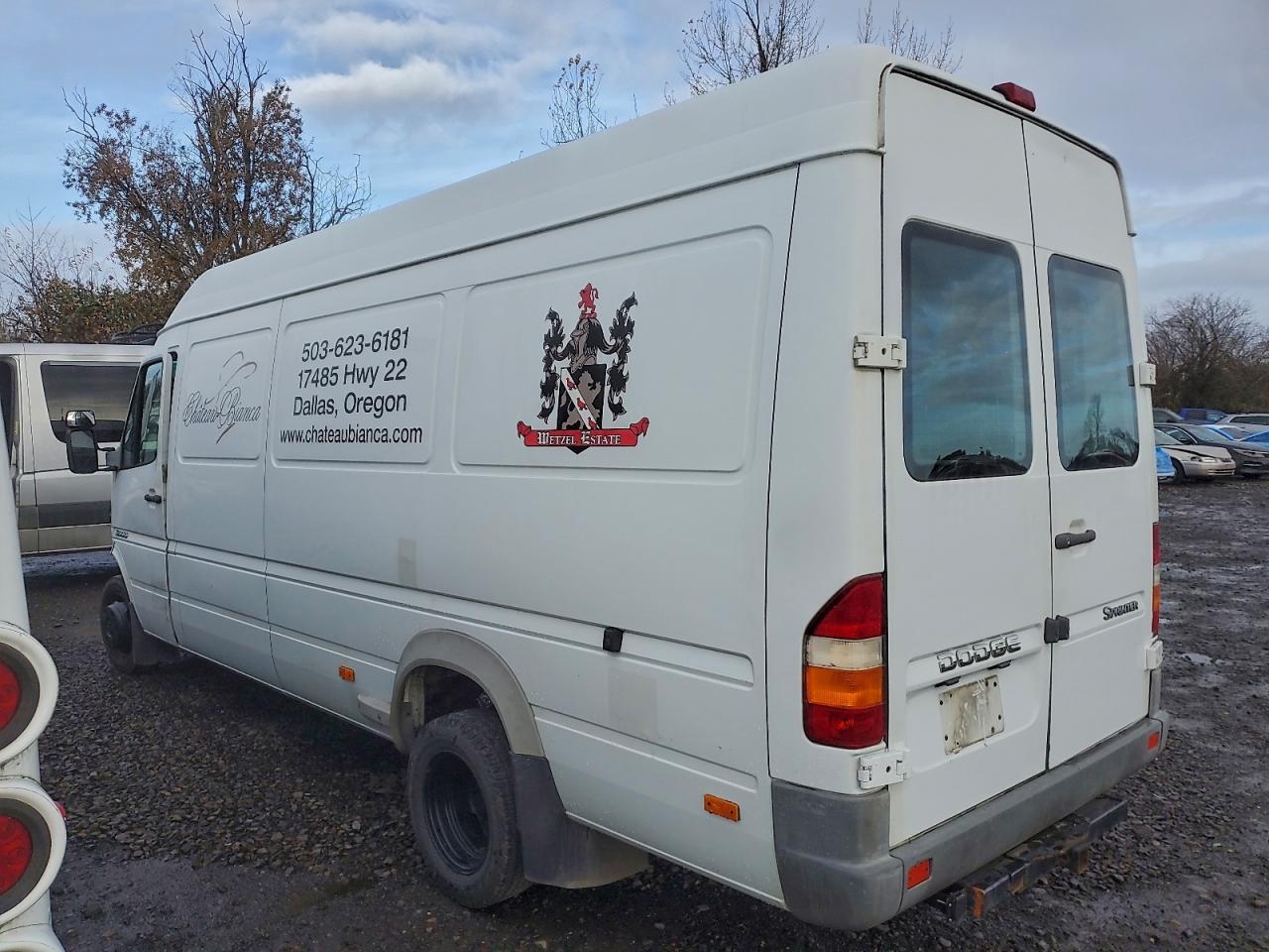 Dodge Sprinter 3500 Image 4