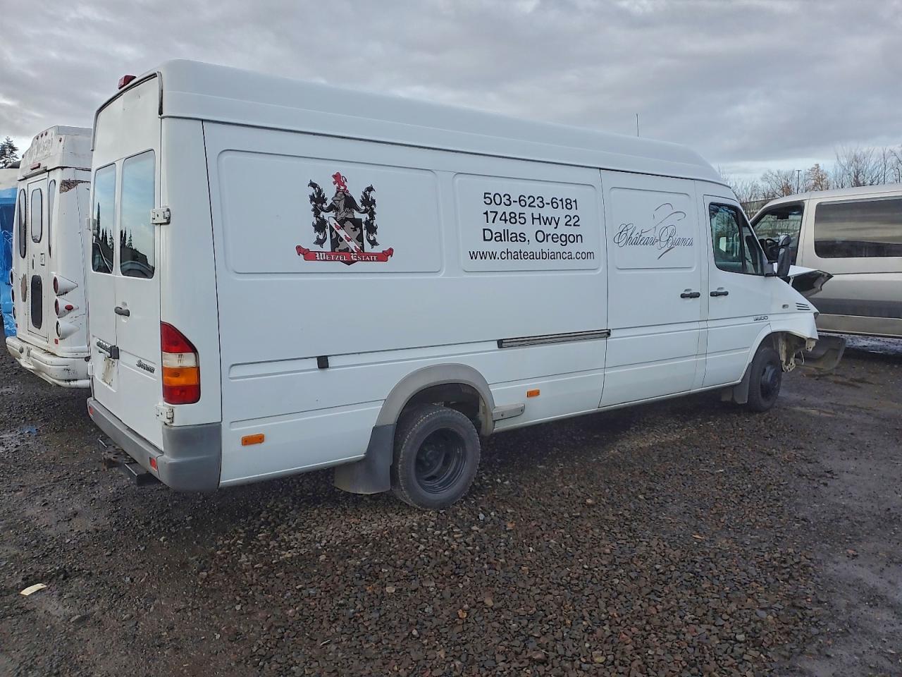 Dodge Sprinter 3500 Image 3