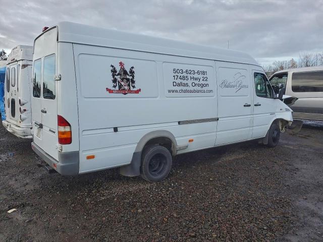 Dodge Sprinter 3500 Image 3
