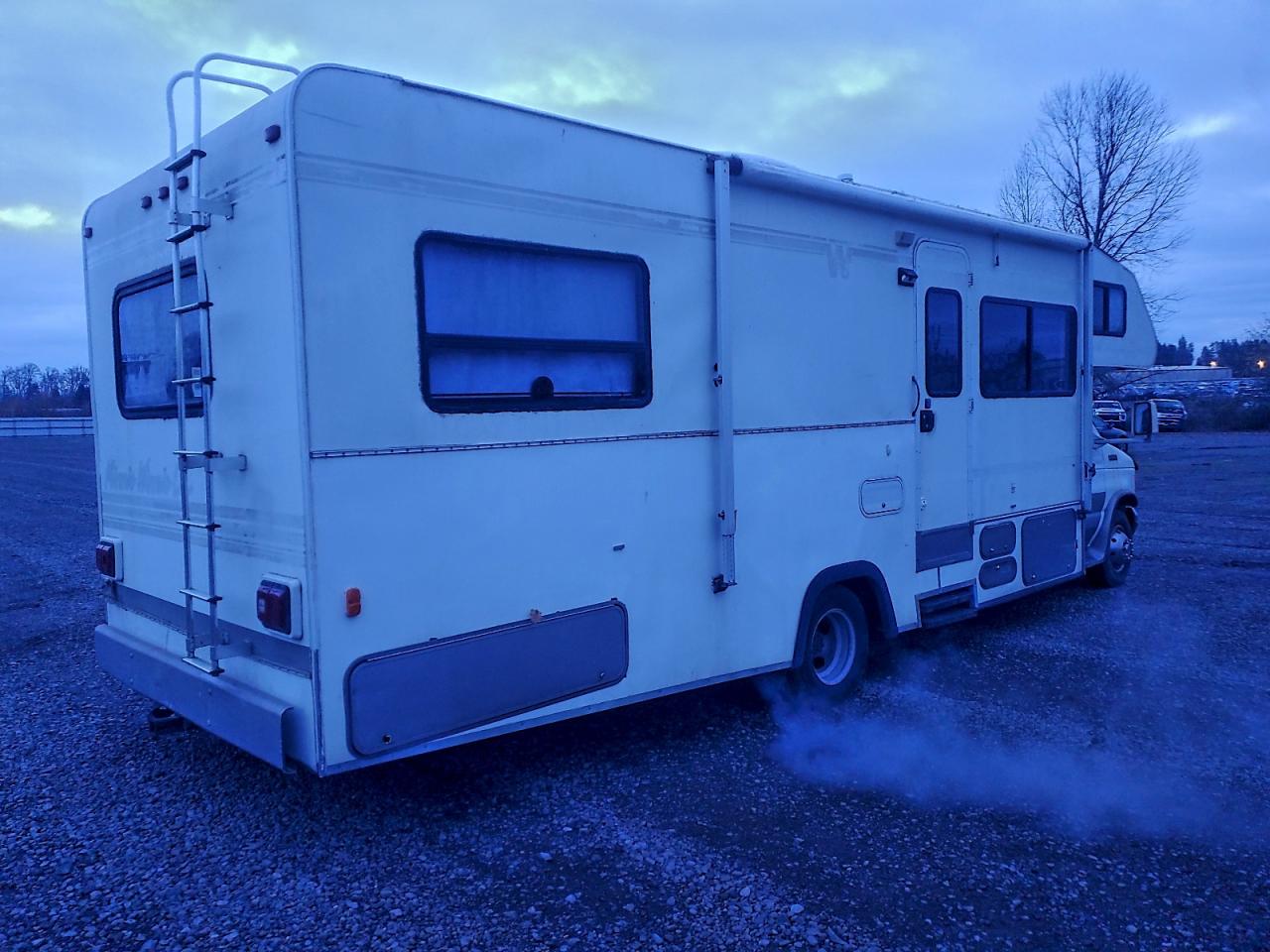 Ford Econoline E450 Super Duty Cutaway Van Rv Image 3