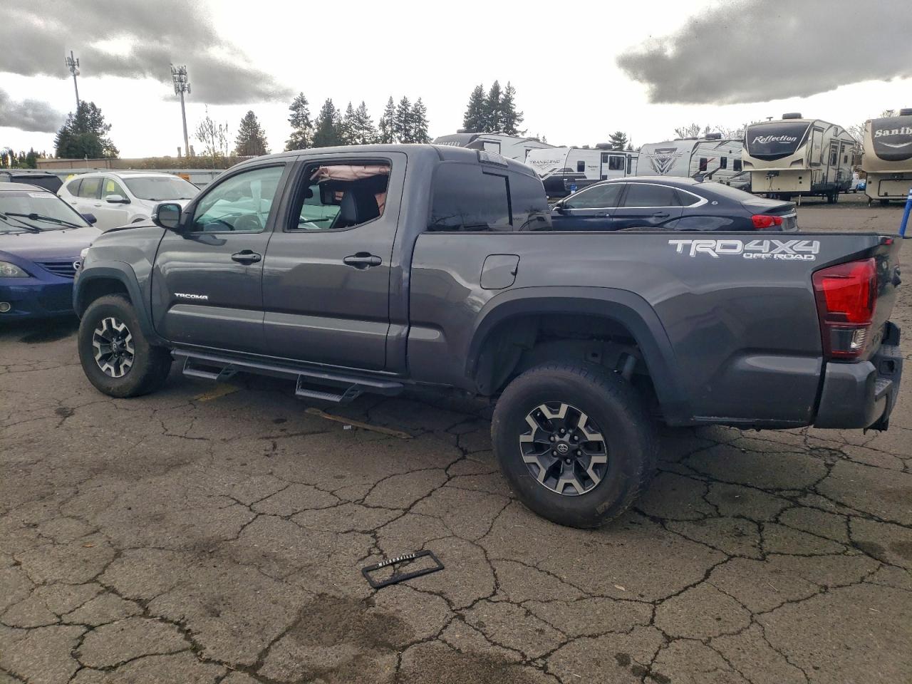 Toyota Tacoma Double Cab Image 11