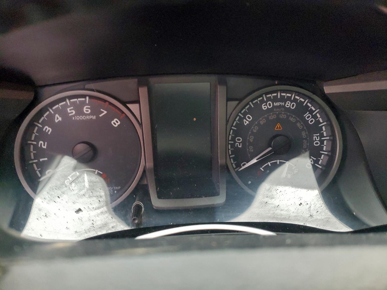 Toyota Tacoma Double Cab Image 7