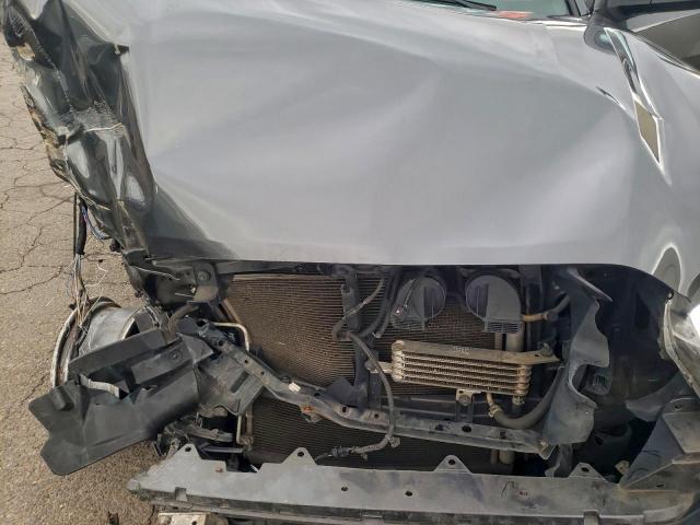 Toyota Tacoma Double Cab Image 9