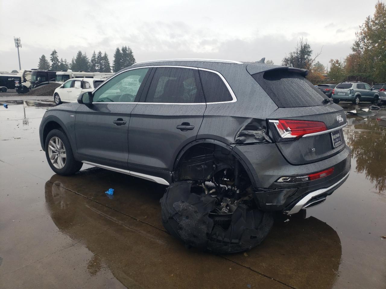 Audi Q5 Premium 45 Image 5