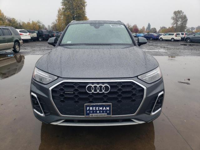 Audi Q5 Premium 45 Image 6