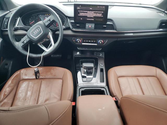 Audi Q5 Premium 45 Image 2