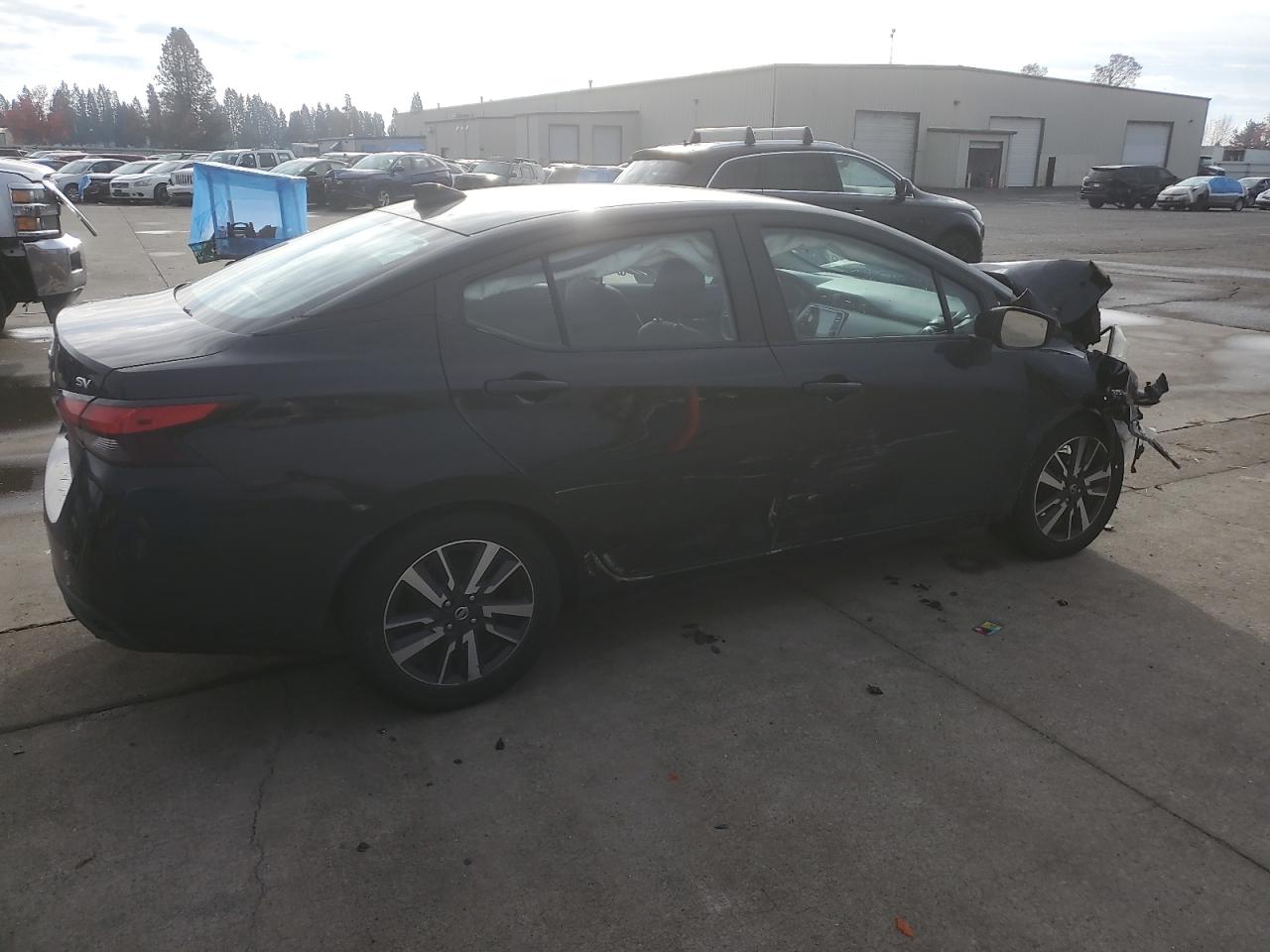 Nissan Versa Sv Image 6