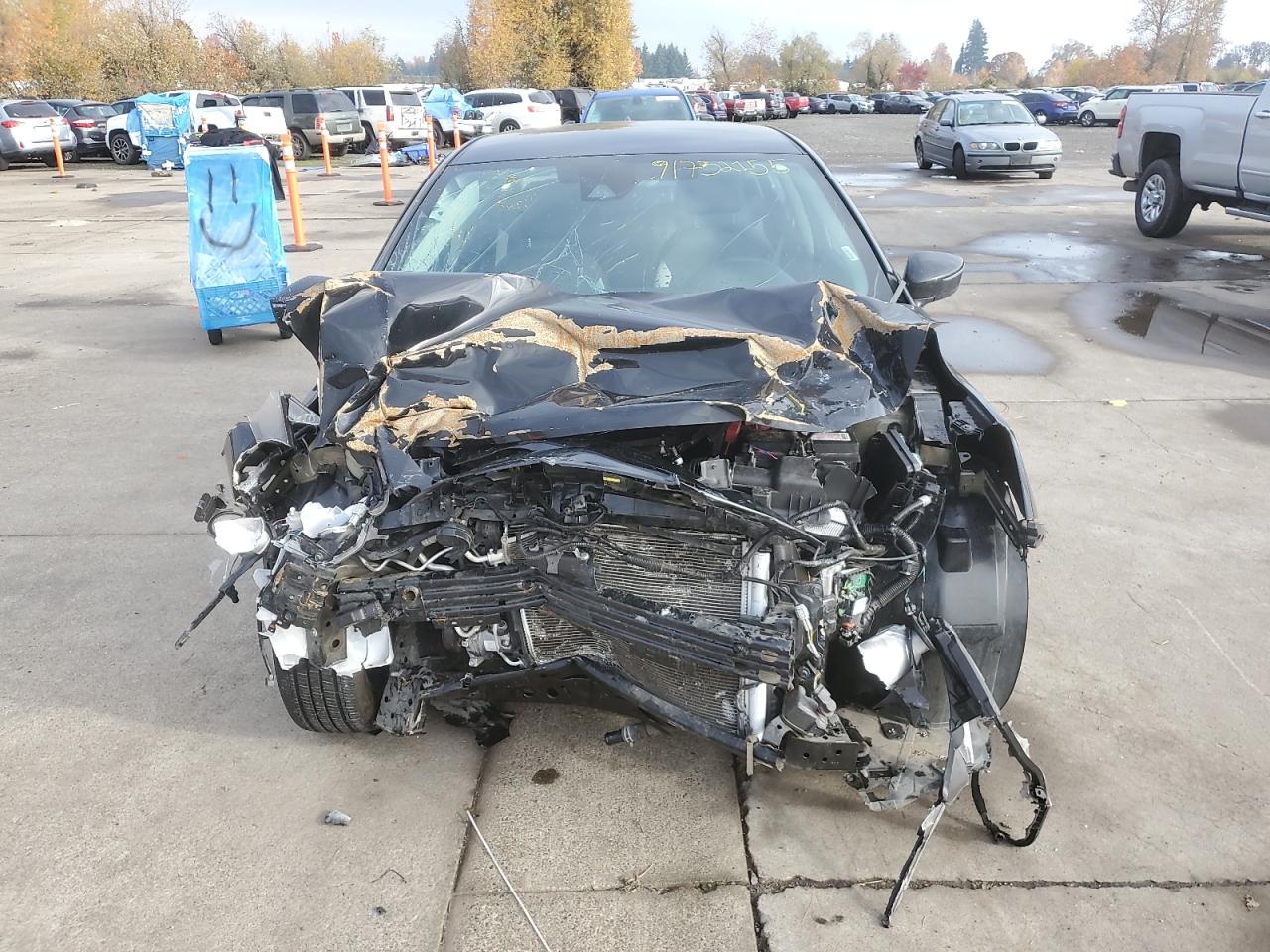 Nissan Versa Sv Image 2