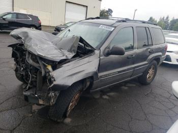  Salvage Jeep Grand Cherokee