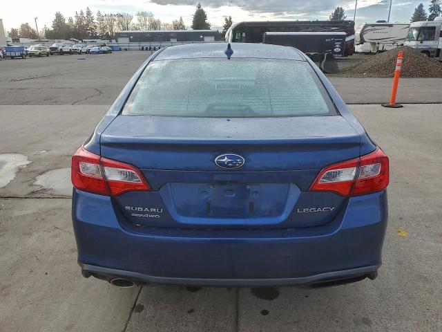 Subaru Legacy 2.5i Premium Image 5