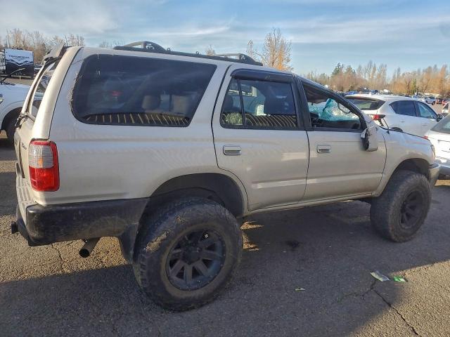 Toyota 4Runner Sr5 Image 5