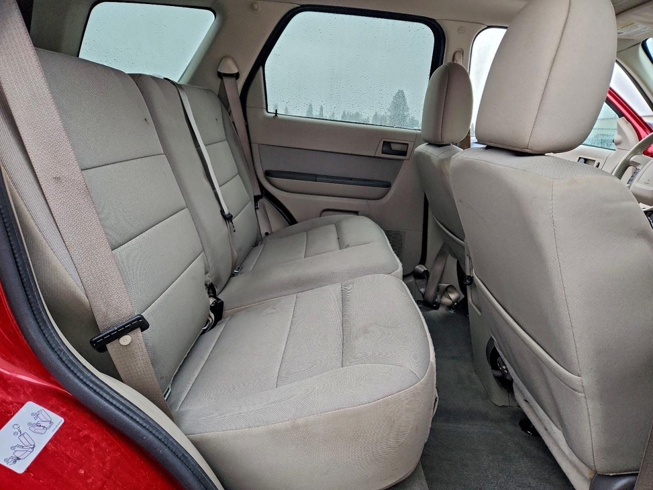 Ford Escape Xlt Image 8