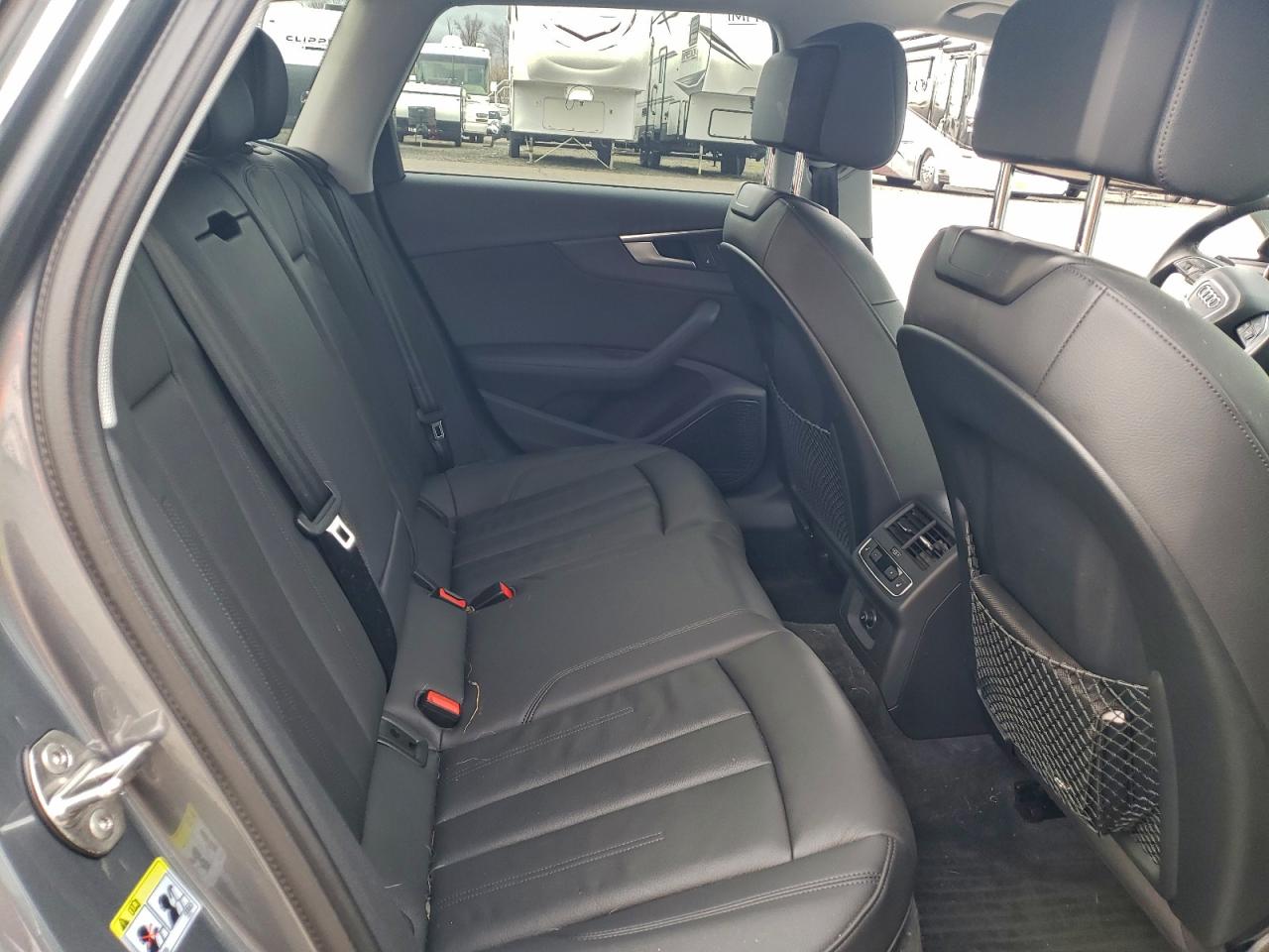 Audi A4 Prestige Image 6