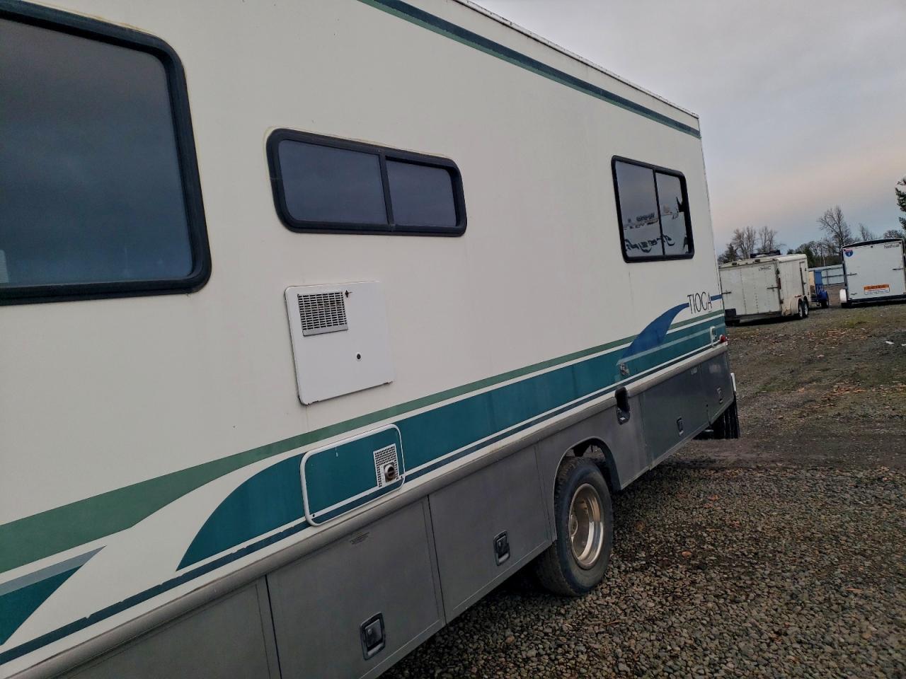 Ford Econoline E450 Super Duty Cutaway Van Rv Image 6