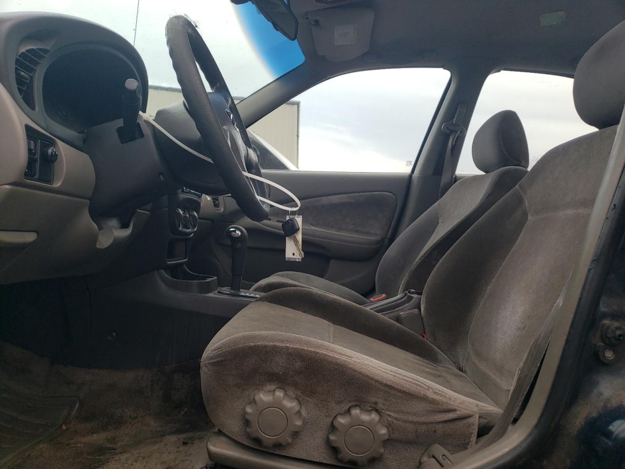 Nissan Sentra Xe Image 3