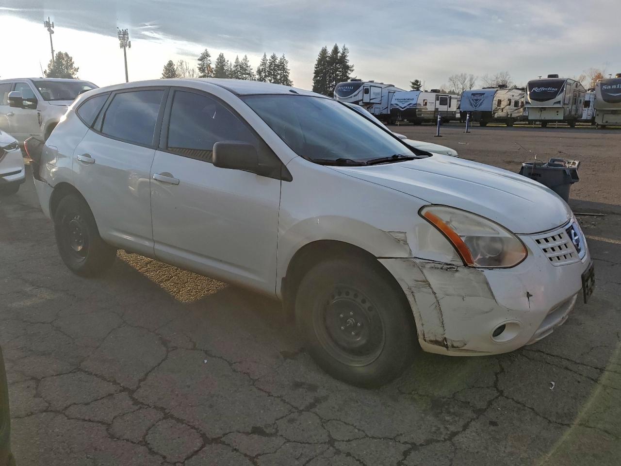 Nissan Rogue S Image 2