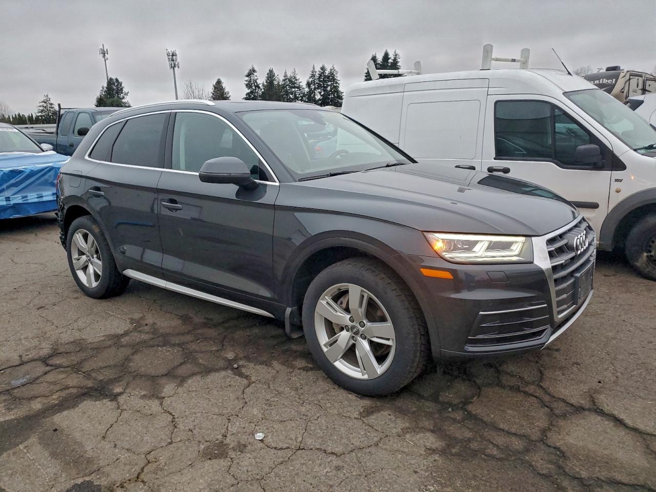 Audi Q5 Premium Plus Image 3
