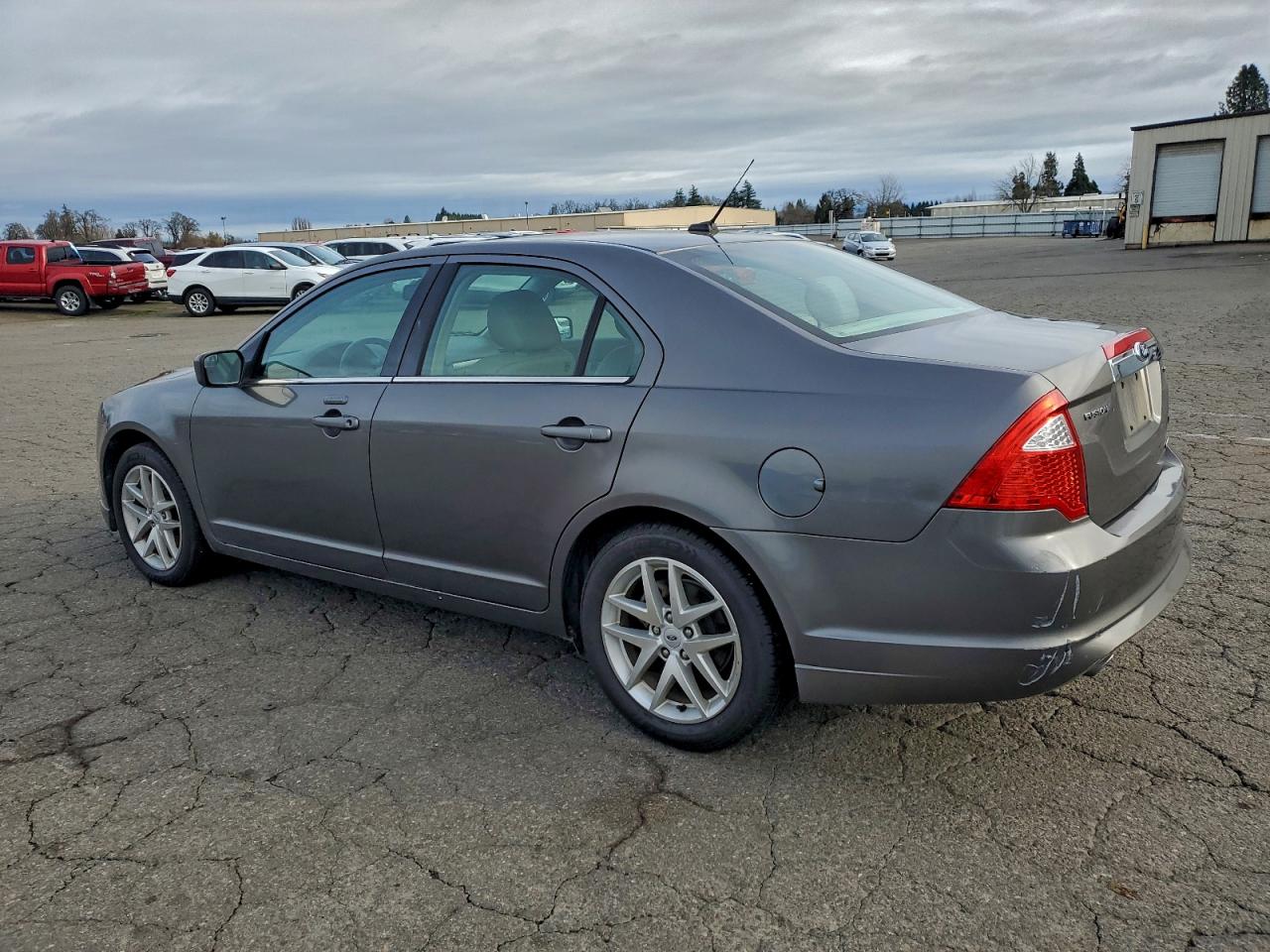 Ford Fusion Sel Image 2