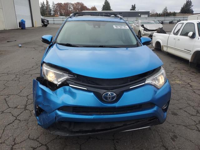 Toyota RAV4 Le Image 2