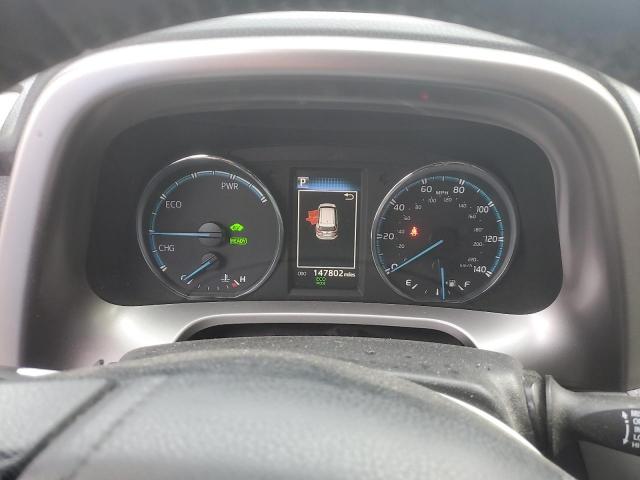 Toyota RAV4 Le Image 8