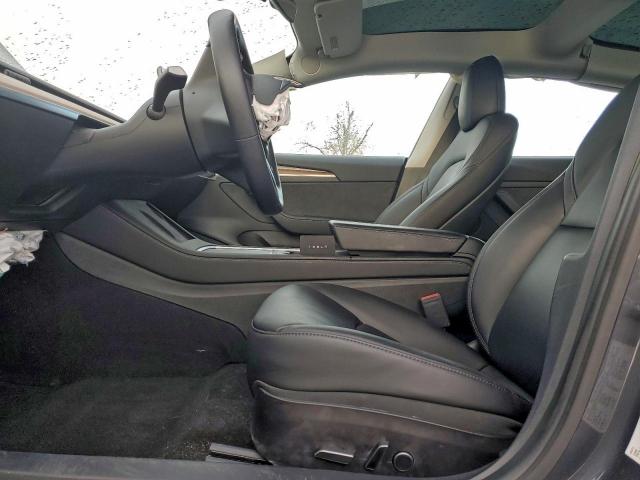 Tesla Model 3 Image 12