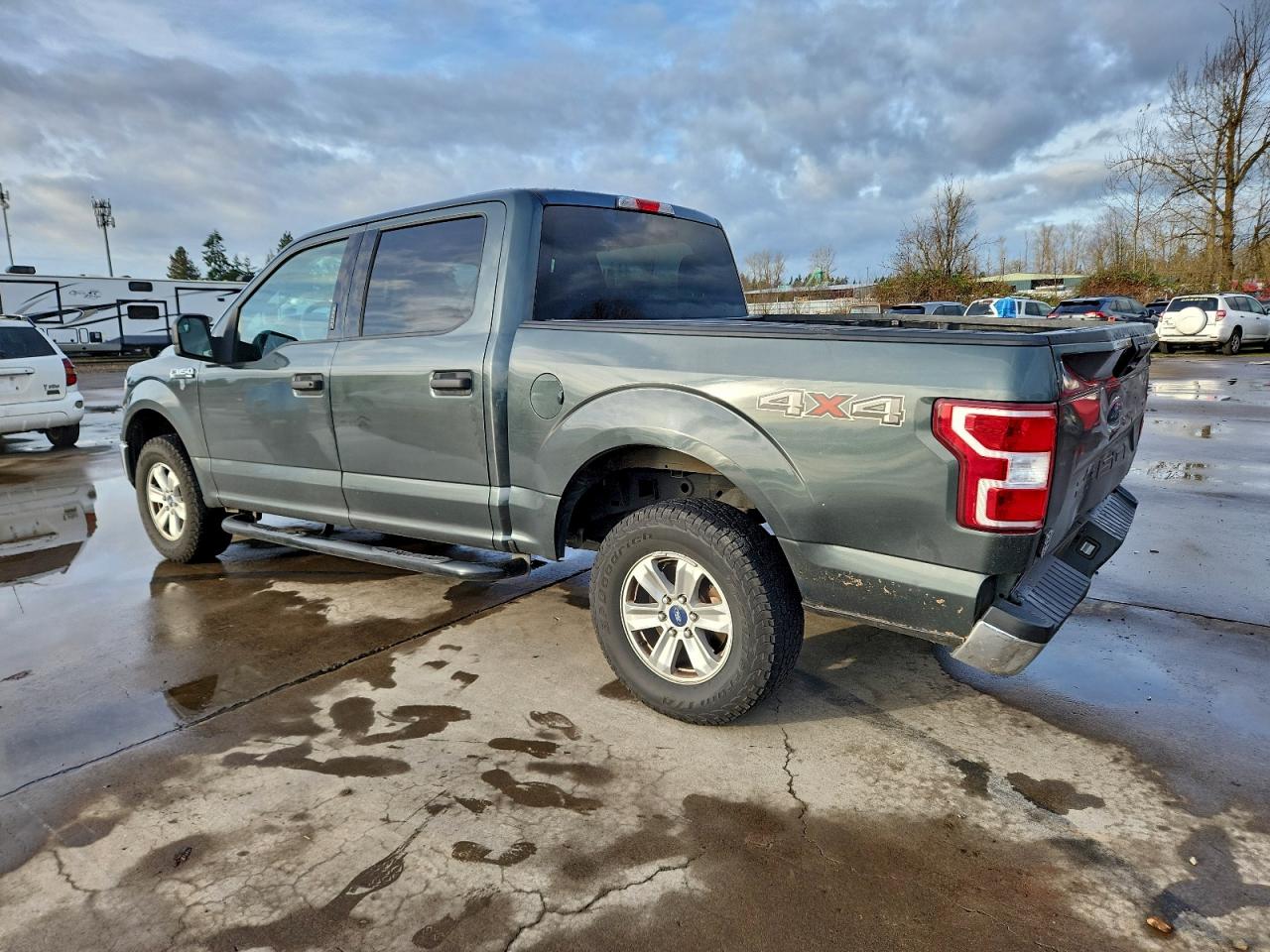 Ford F-150 Supercrew Image 4