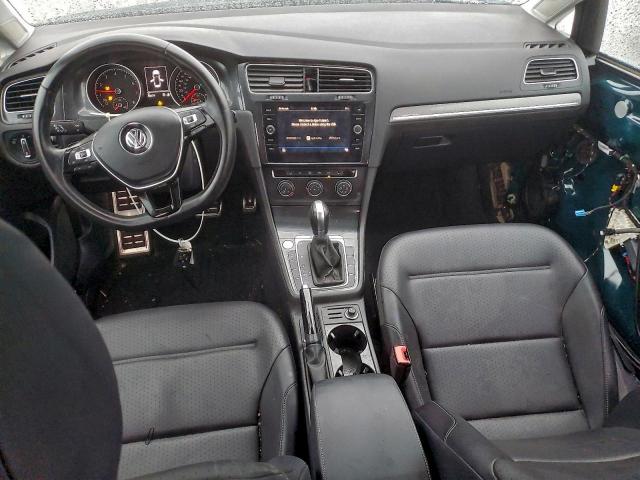 Volkswagen Golf S Image 11