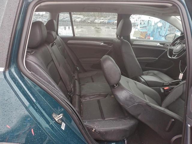 Volkswagen Golf S Image 6