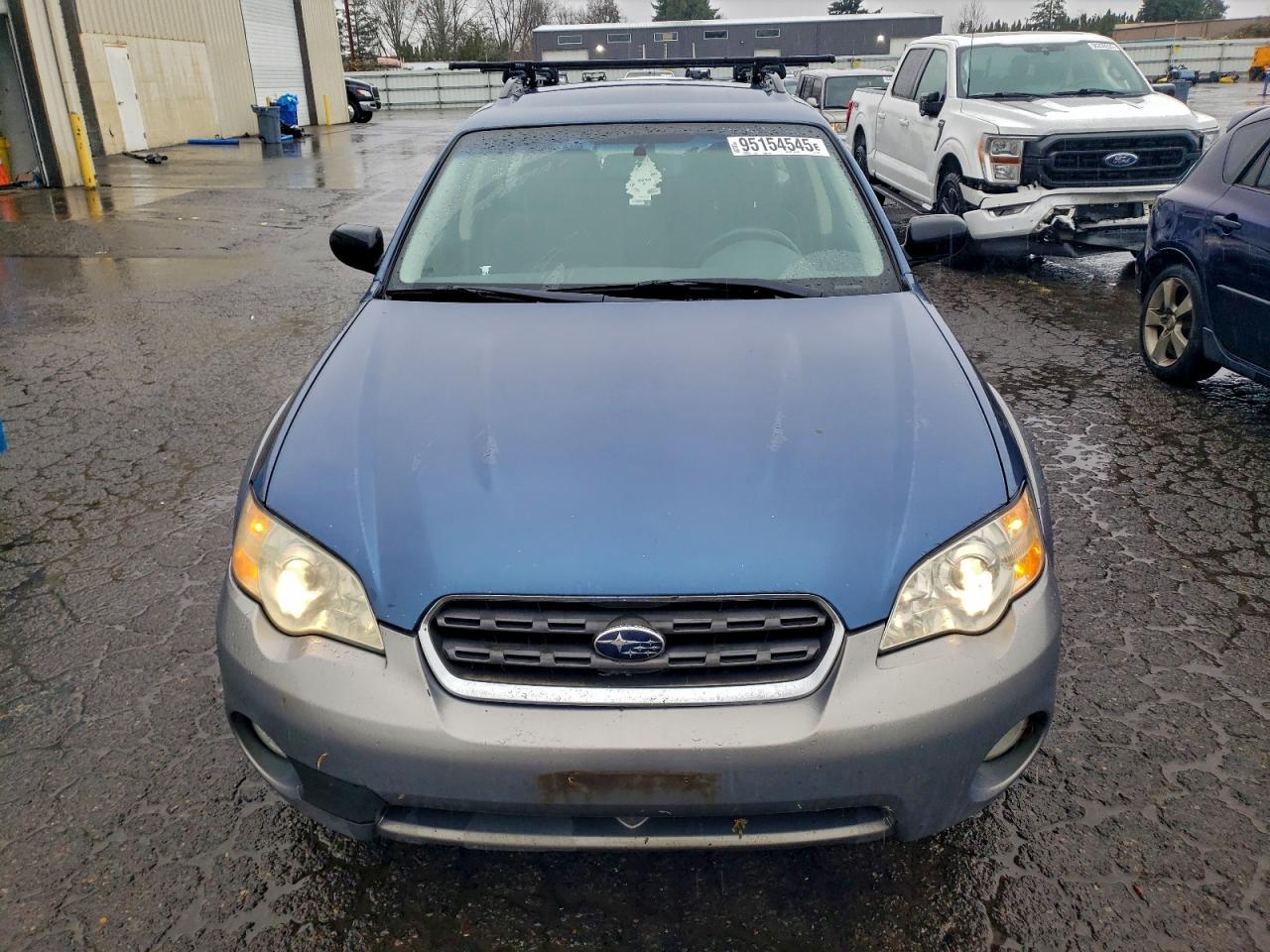 Subaru Legacy Outback 2.5i Image 10