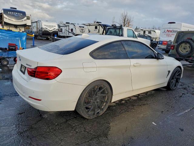 BMW 4 Series Xi Image 12